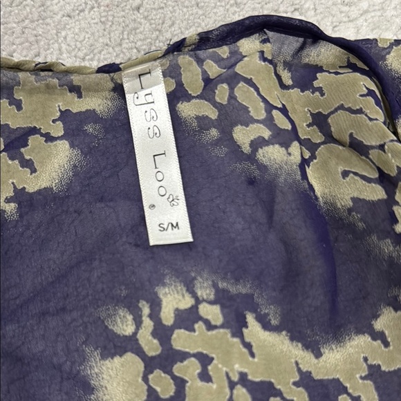 Lyss Loo Sheer Kimono with Abstract Design - Picture 2 of 3